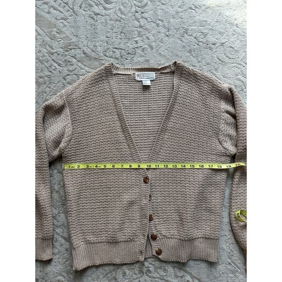 Vintage Taupe Knit Button-Up Cardigan Women’s Medium – Oversized Slouchy Sweater - Picture 6 of 9